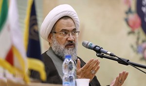 بانوان طلبه تضادنماهای دنیا را حل میکنند